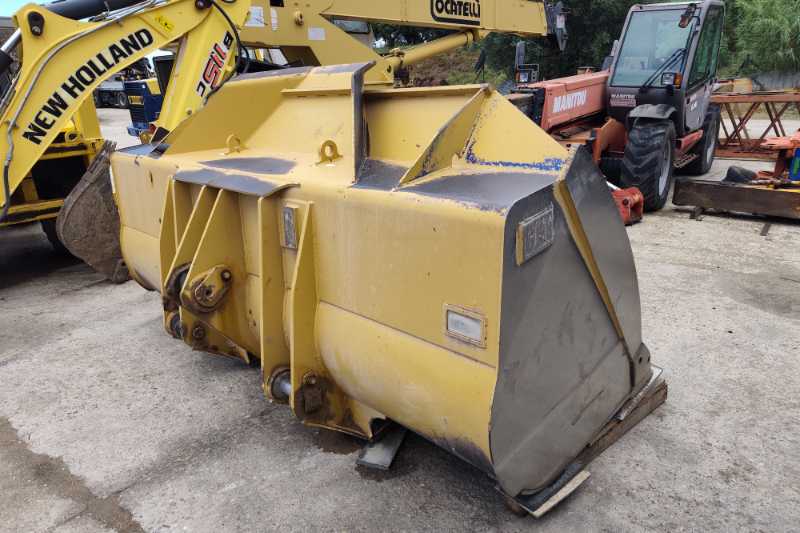OmecoHub - Immagine CATERPILLAR 966M